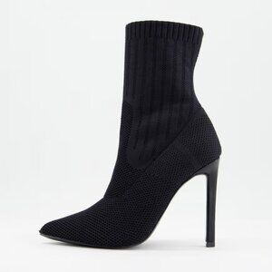 Steve Madden Discreet Stiletto Heeled Sock Boots In Black Rib